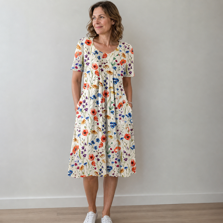 Elisa | The Flattering Fit Dress