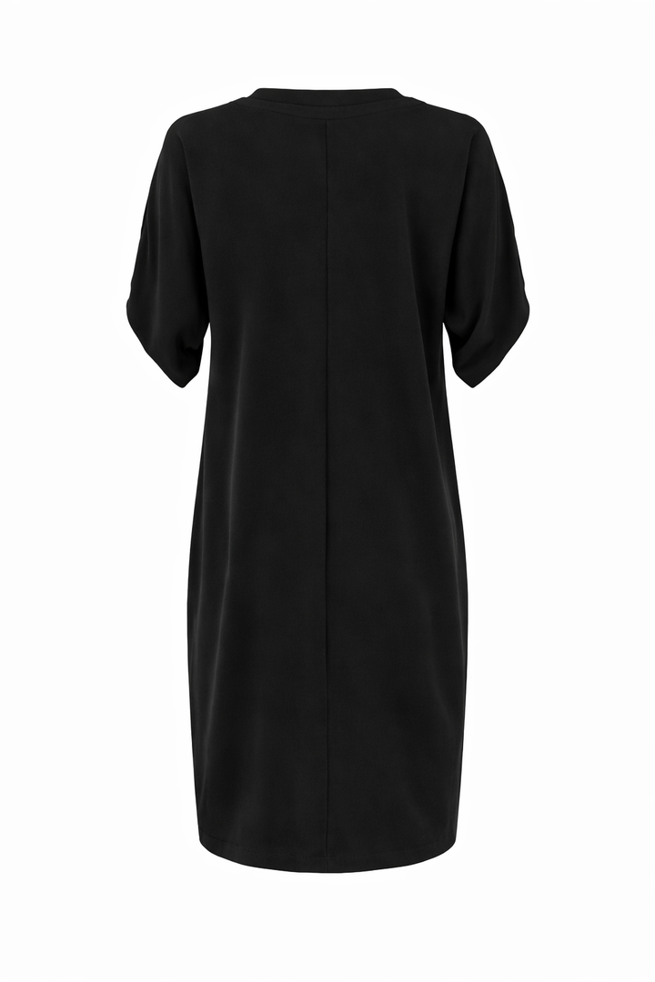 Mia | Casually Elegant Straight Dress